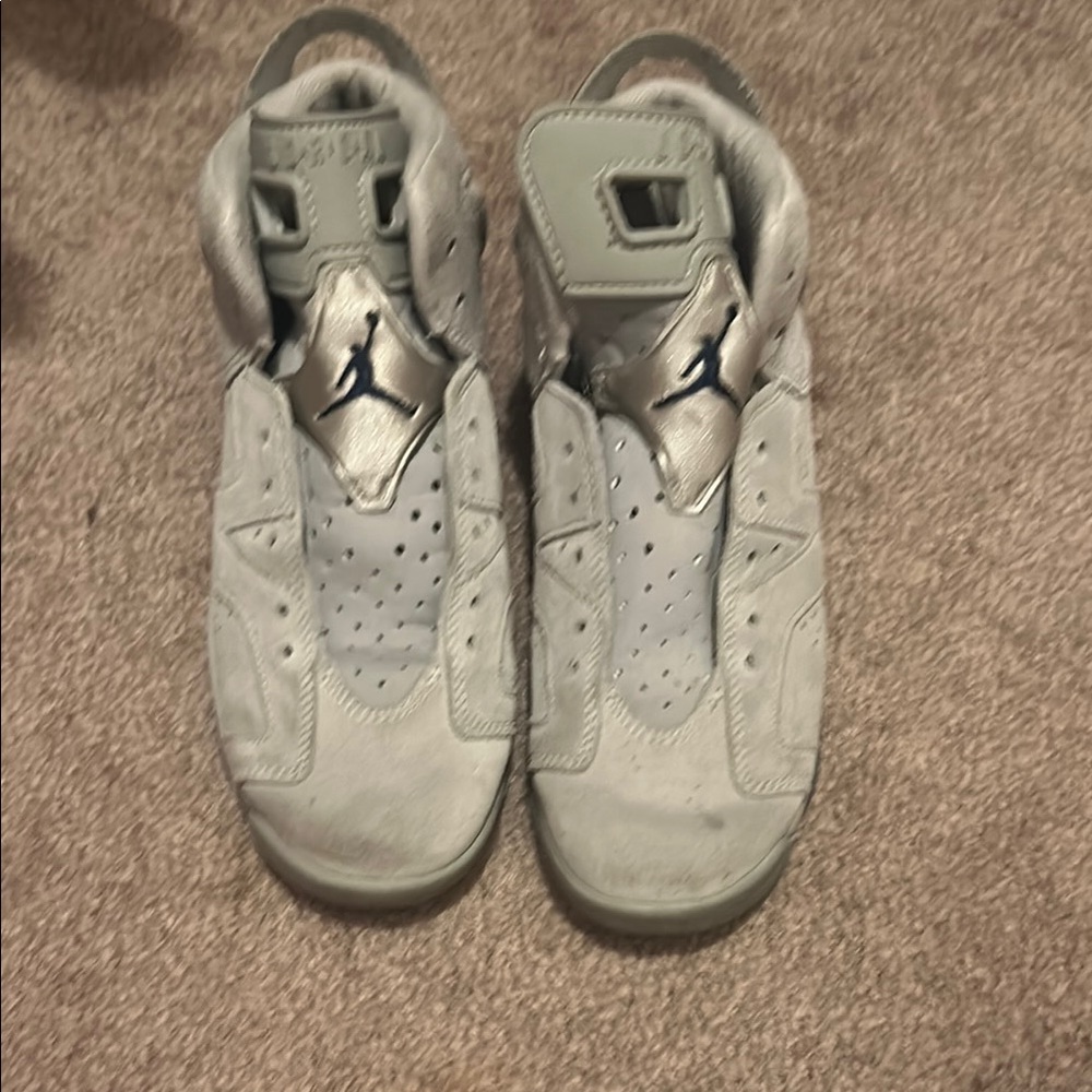 Jordan Women's Sneakers - Gray and Silver